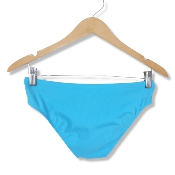 Bikini Set - Picture 7 of 10